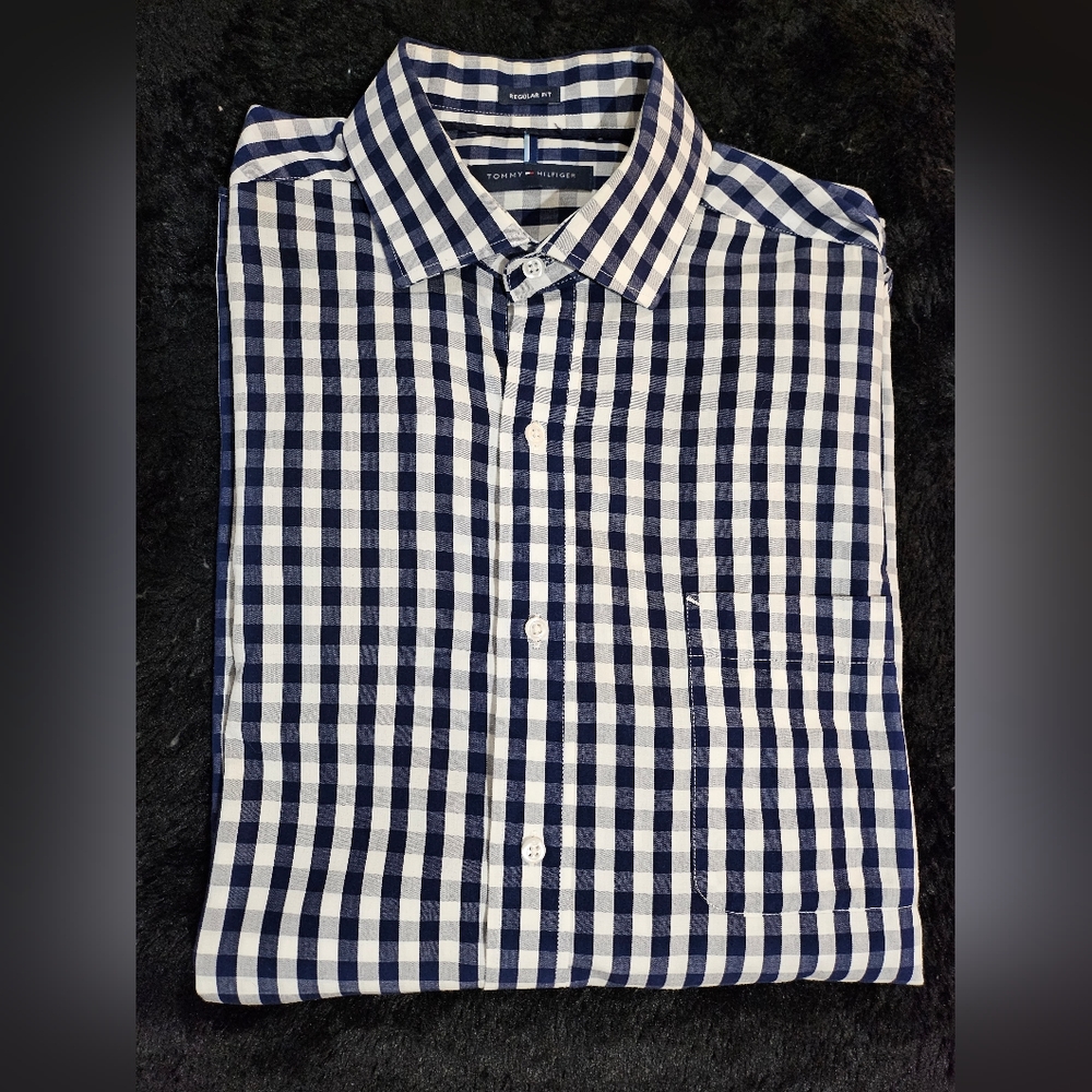 Tommy Hilfiger Plaid Button Down Dress Shirt Mens Size L Blue White